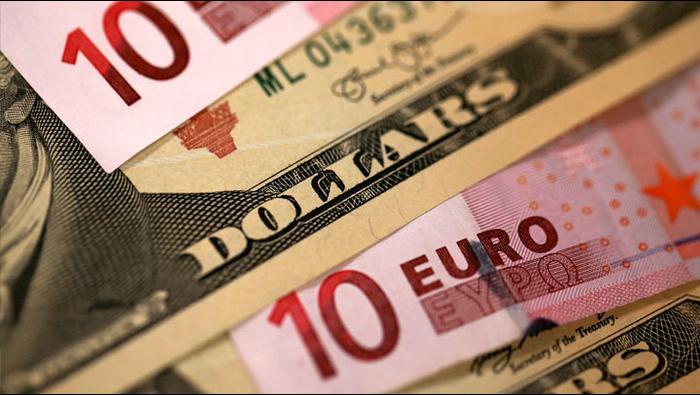 Dinar Algerien Records Historiques Pour L Euro Et Le Dollar