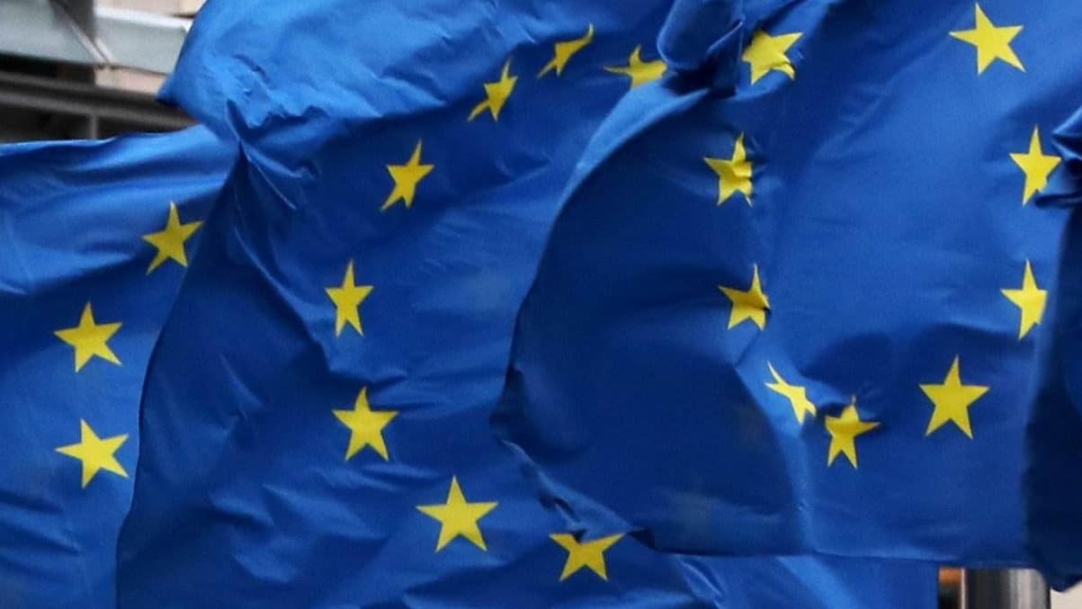 UE