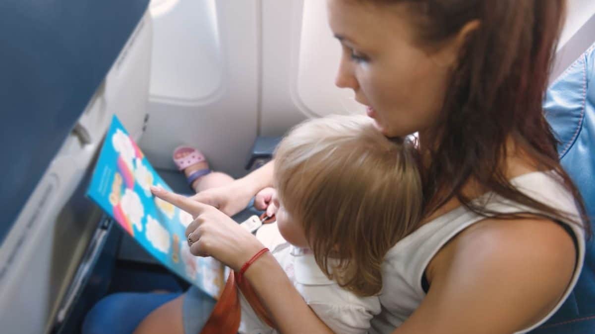 Bébé avion