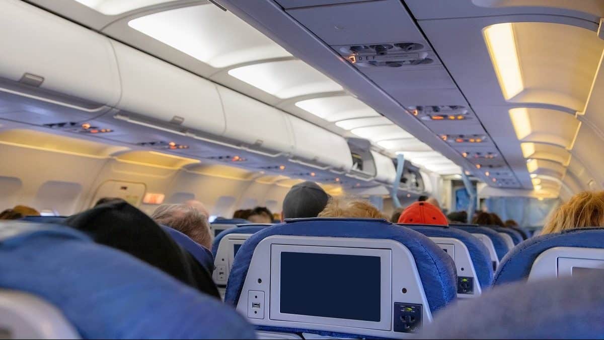 une passagère expulsée d'un avion après un vote