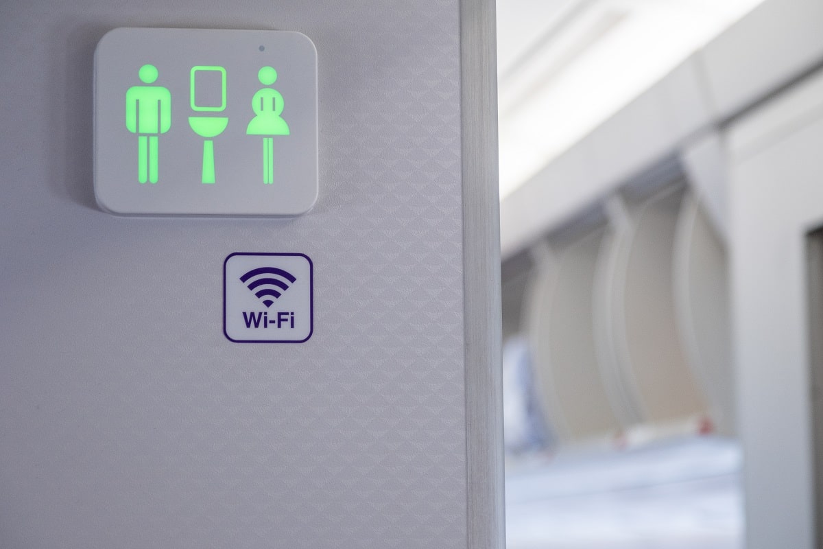 toilettes à bord d'un avion Ryanair 