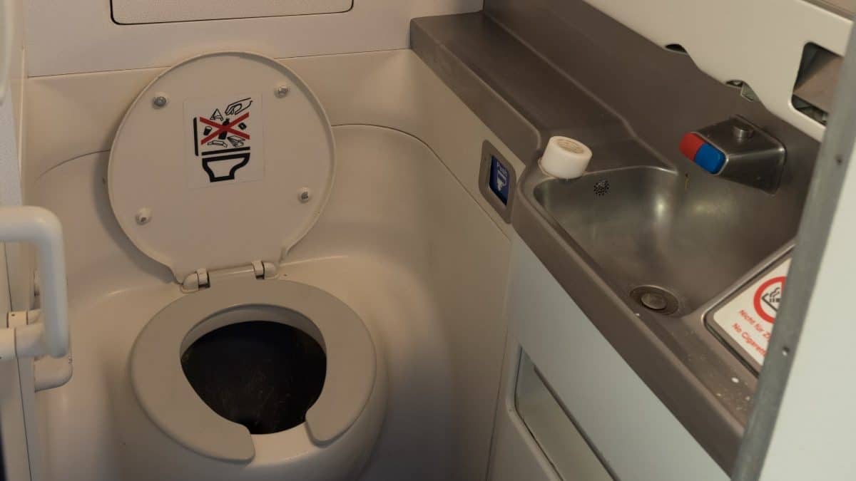 toilettes avion