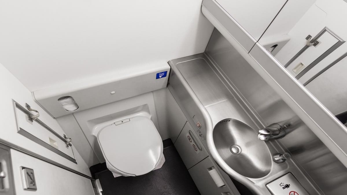 toilettes avion