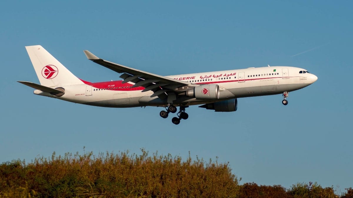 l’équipage d’un Airbus A330 Air Algérie coupe un moteur en plein vol