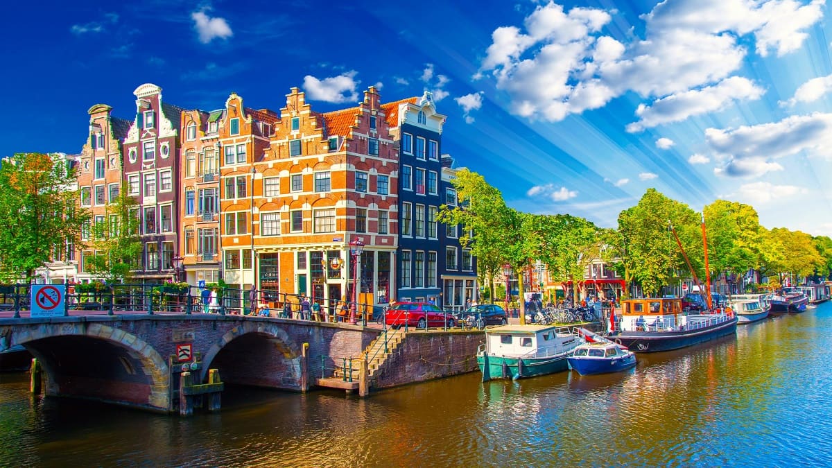 Ville Amsterdam taxes