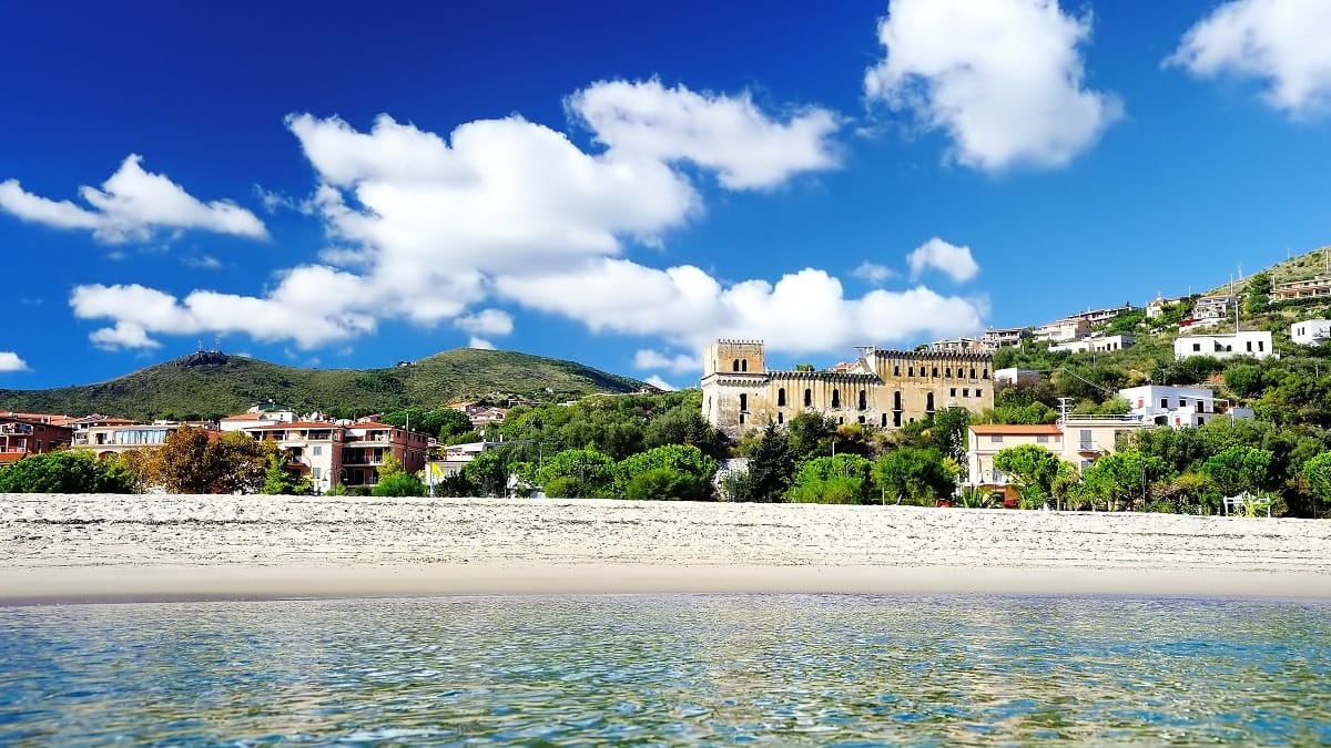 Marina di Camerota ville