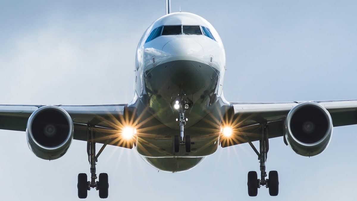 un Airbus A321 lutte contre le vent à l’atterrissage
