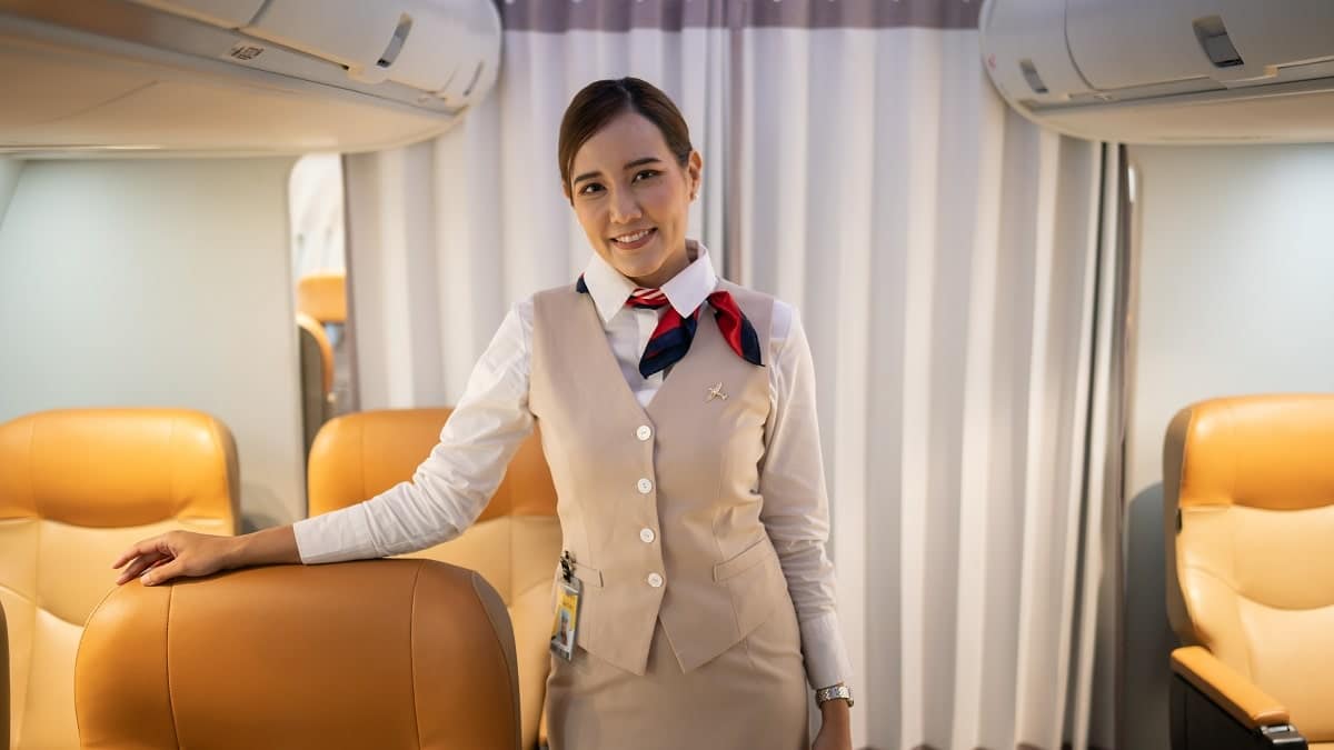 hôtesse de l’air avion