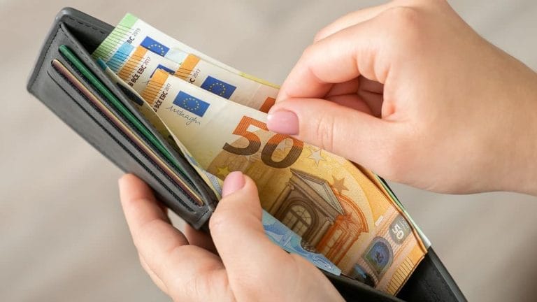 Des billets en euro