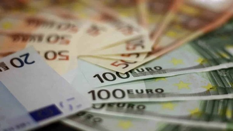Allocation touristique de 750 € : le gouvernement dévoile la date