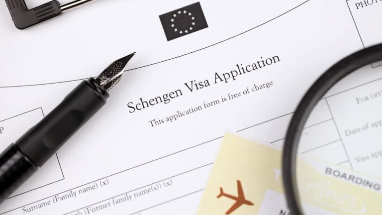Visa Schengen : un trafic de faux documents découvert en Algérie
