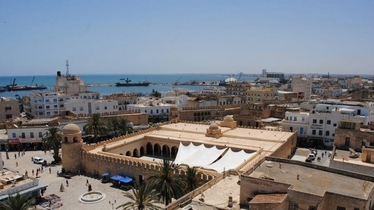 Espagne, Tunisie, Grèce : ces destinations où il faut payer une taxe de séjour élevée