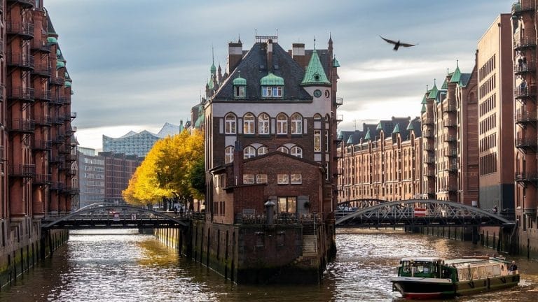 Visas : ce pays Schengen donne la priorité aux étudiants et aux travailleurs