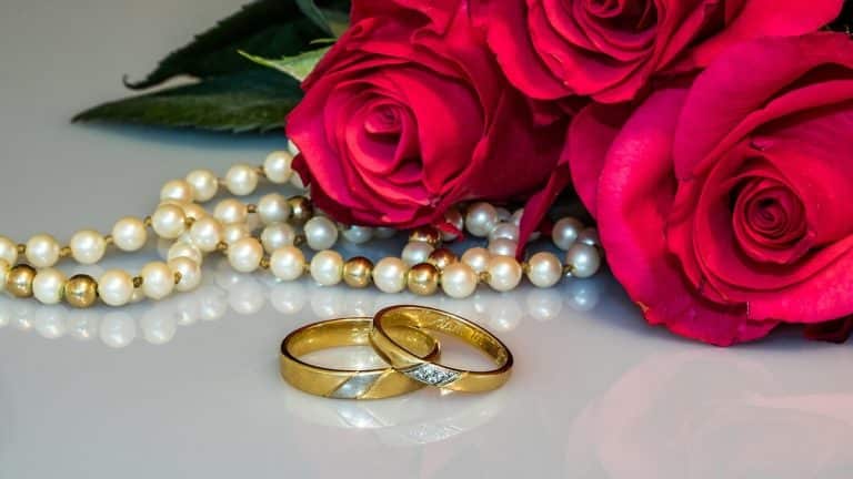 Titre de séjour : un jeune algérien en France soupçonné de mariage blanc