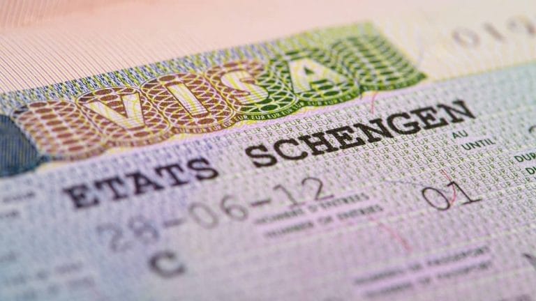 Visa Schengen : le consulat de France à Alger dans le top 3 mondial