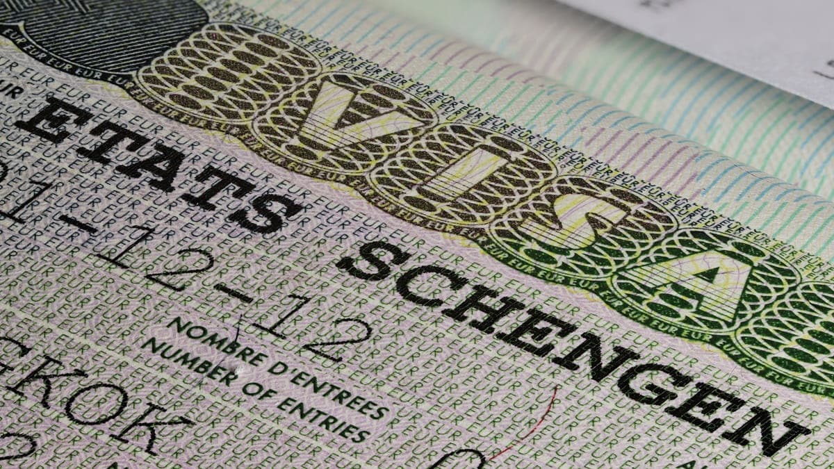 Visa Schengen : l’étrange stratagème d’un couple franco-algérien pour voyager en France