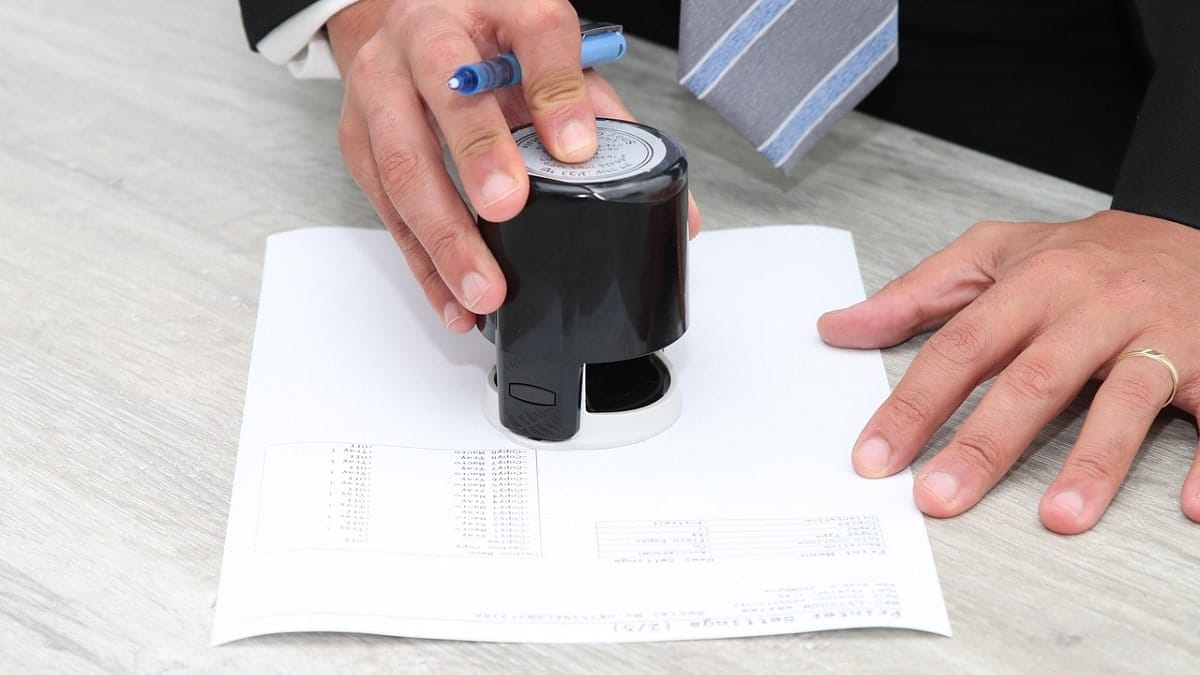 Consulats d’Algérie : ce document qui fait oublier la galère du passeport algérien