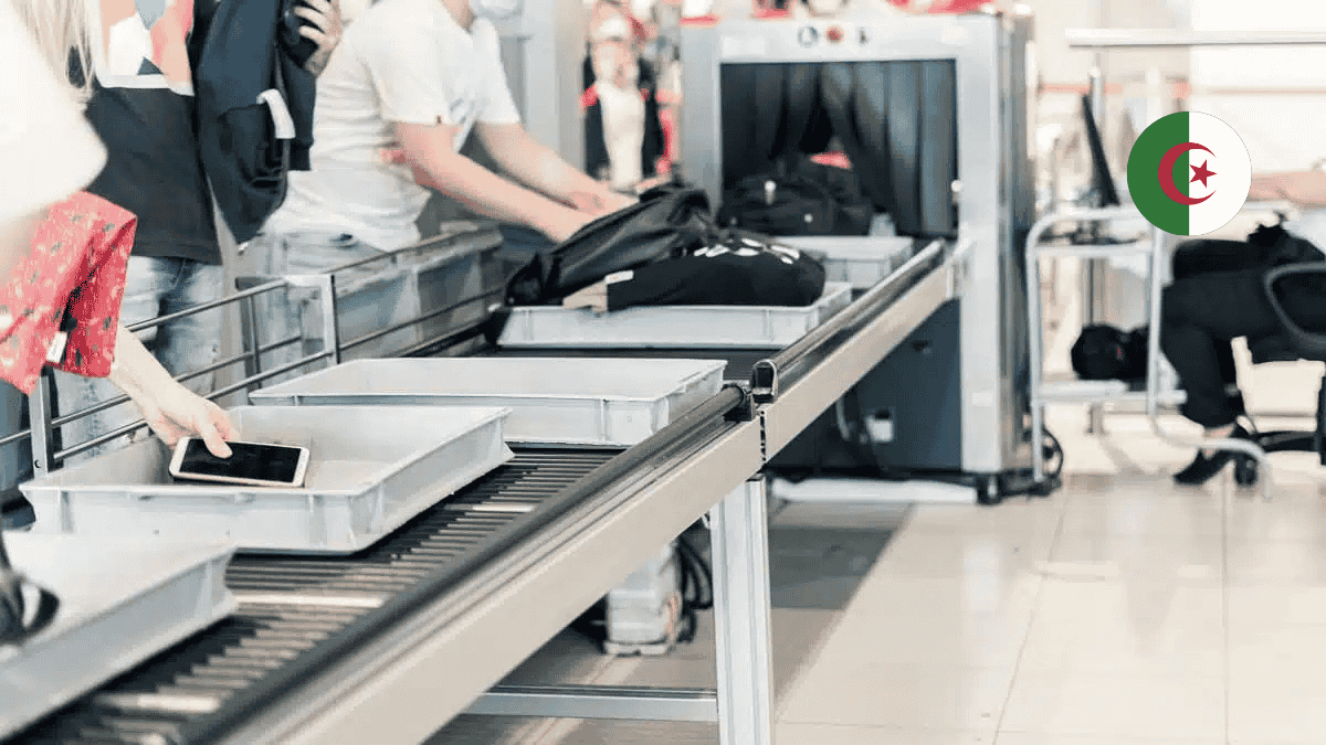 Aéroport d’Alger : bientôt la fin des fouilles, place au « voyage sans contact »
