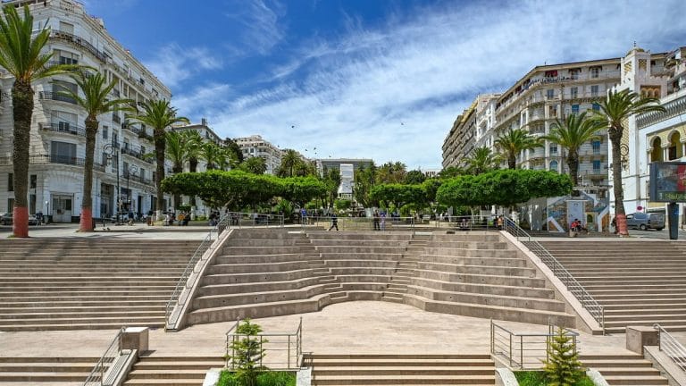 Hôtels, simplification des visas…l’Algérie vise 12 millions de touristes étrangers en 2030