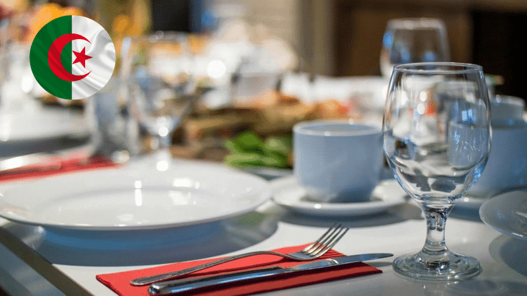 Vidéo. Algérie : ambiance de Noël dans un restaurant d’Alger