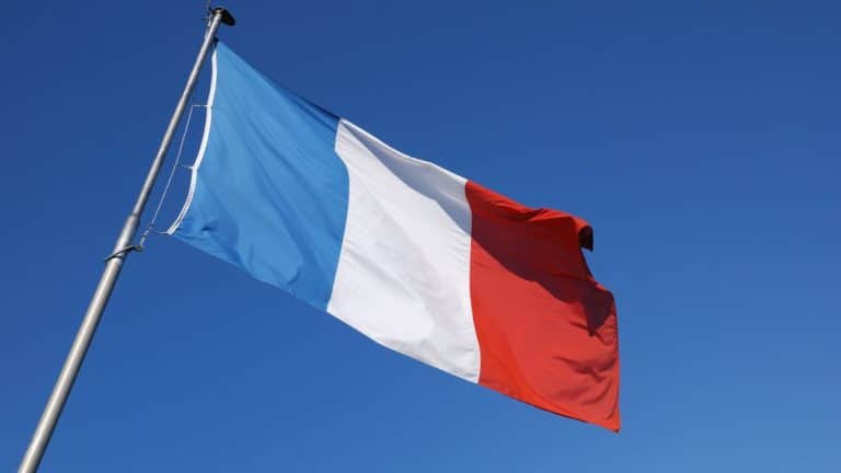 Visas Schengen : les Algériens sont à nouveau pris pour cible en France