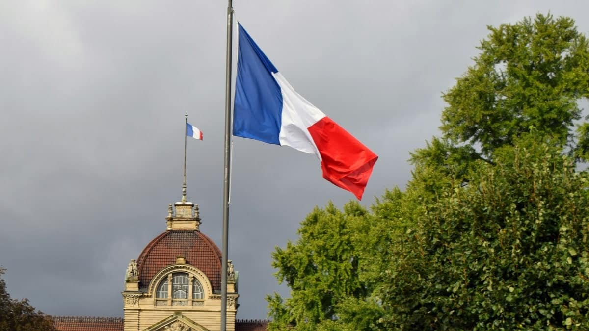 Visa D pour les Algériens : le message subliminal du consulat de France