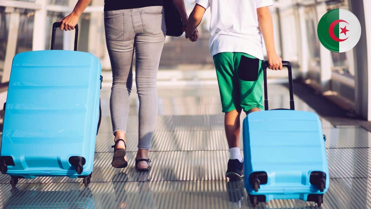 Algérie : une femme divorcée peut-elle voyager avec son enfant à l’étranger ?