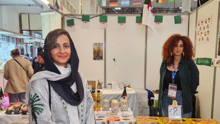 Foire de Marseille : une princesse saoudienne découvre les produits algériens (photos)