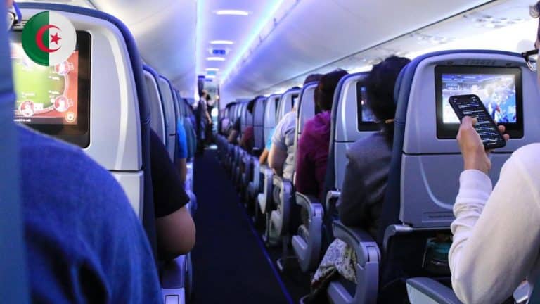 Vidéo. Air Algérie : en plein vol, un passager secouru par le ministre de la Santé