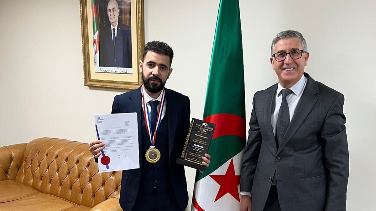 Distingué à Oxford, un jeune prodige algérien honoré par le Consulat d’Algérie