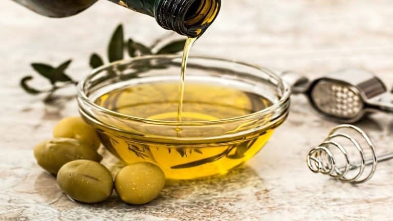 64 € le litre : cette huile d’olive algérienne premium désormais disponible en ligne