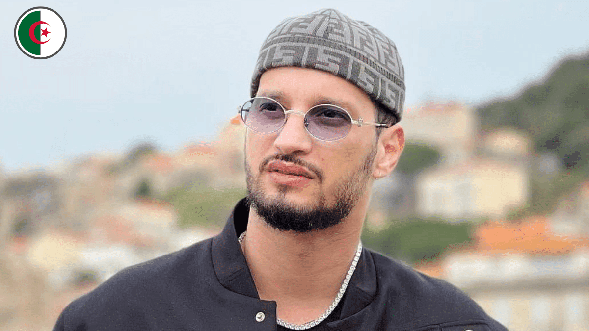 Le célèbre rappeur algérien de renommée mondiale, Soolking, a raconté avoir été victime de deux vols à Paris