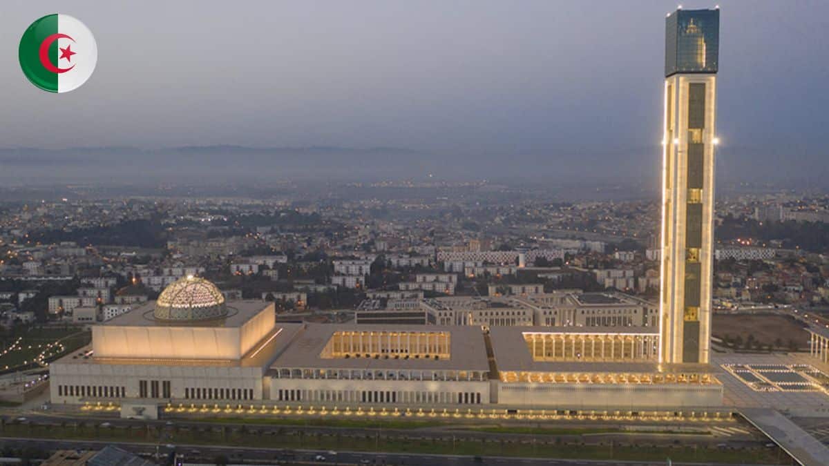 Grande mosquée d'Alger touristes