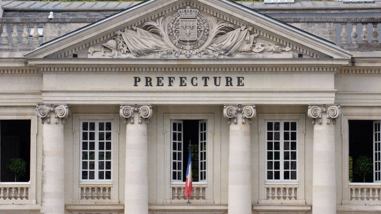 Titre de séjour : des Algériens ont arnaqué des Algériens pour 320.000 €