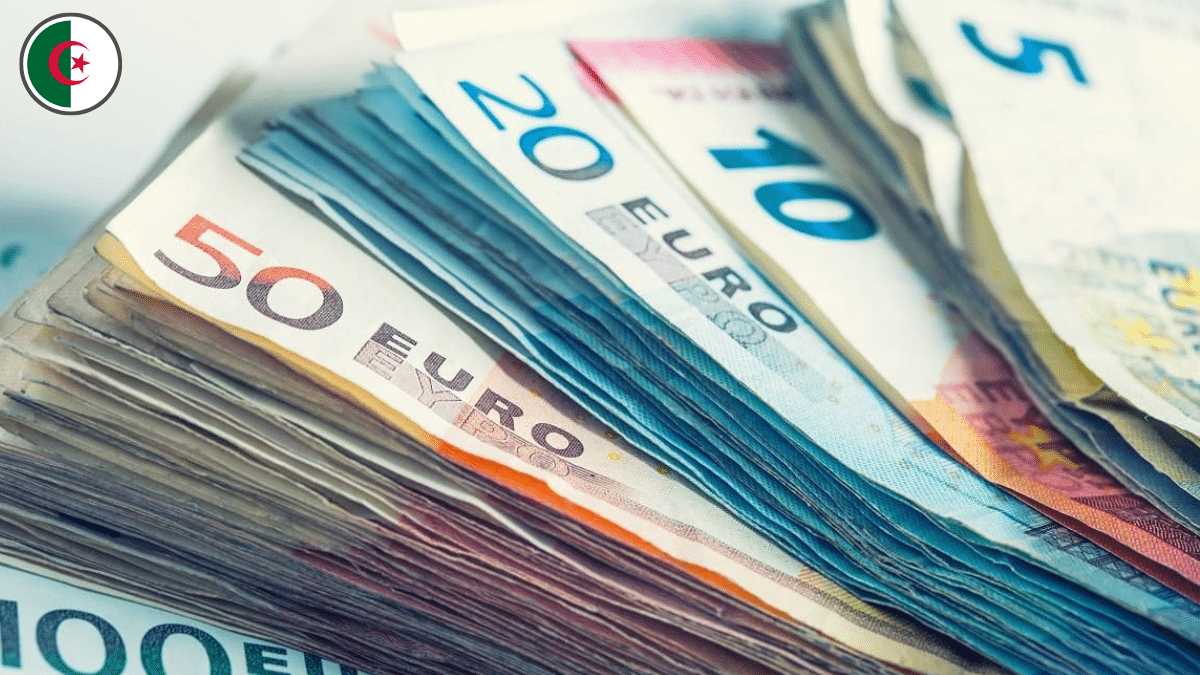 Saisie d'une somme en devises sur un passager à l’aéroport de Annaba