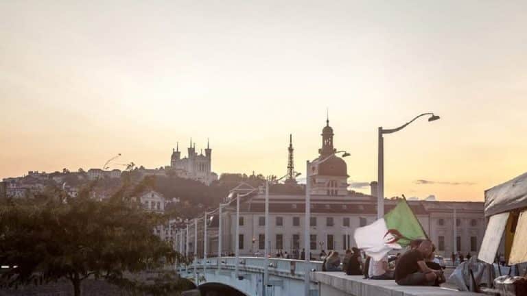 L'Algérie lance une plateforme pour les services de l’État civil et la légalisation des documents algériens destinés à l’étranger