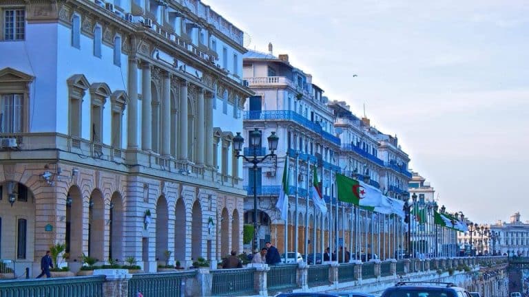 Diaspora algérienne : 3 changements majeurs à compter de ce 1er janvier 2026