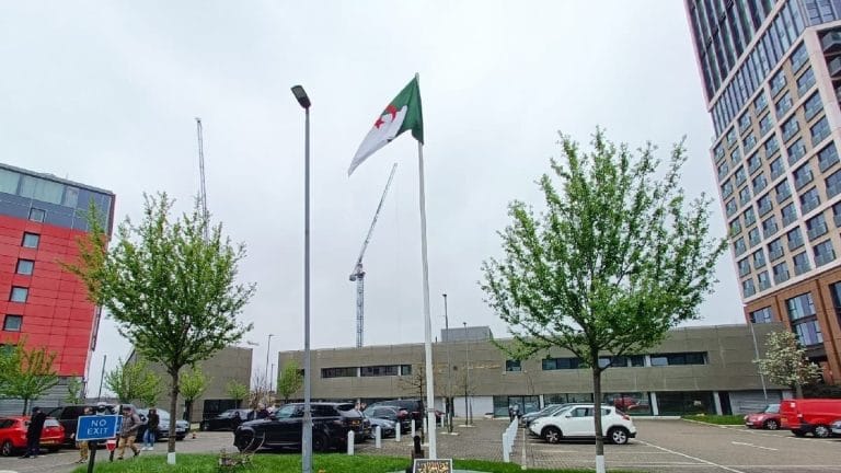 Les Algériens en situation irrégulière à l’étranger invités à se rapprocher des ambassades et consulats algériens