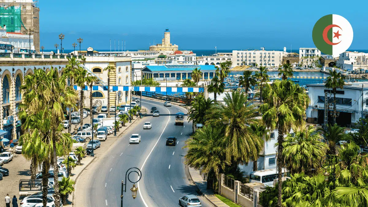 Algérie : une touriste étrangère bouscule les clichés