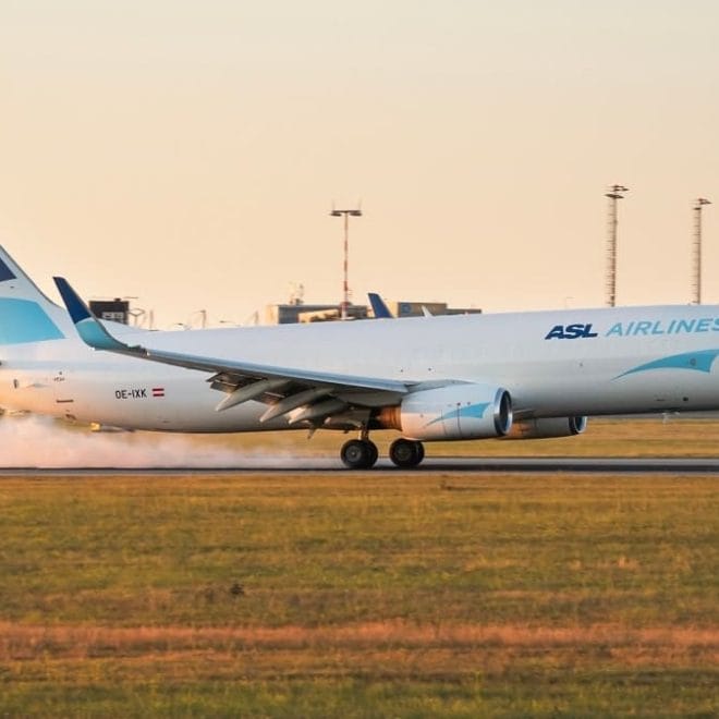 ASL Airlines facture 80 € le bagage en soute, les internautes indignés