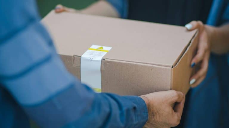 Algérie : l’envoi de ce type de colis à l’étranger est interdit