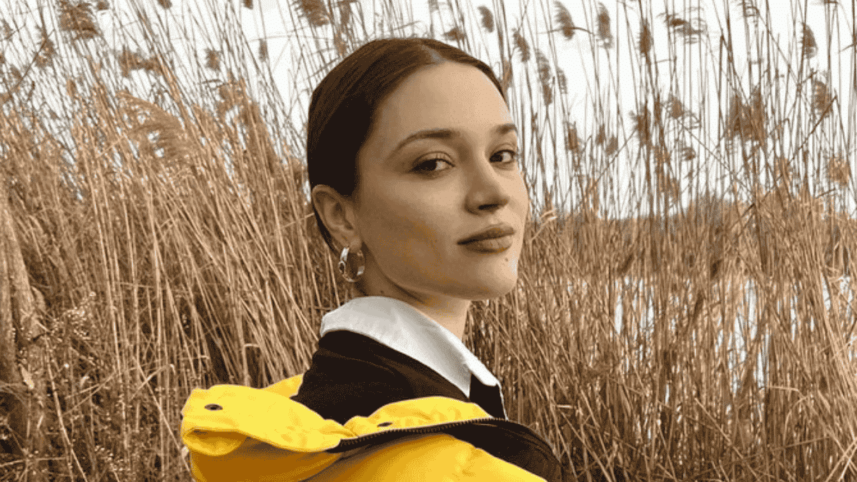 « Je veux y aller cette année » : Lolo Zouaï se confie sur sa relation à l’Algérie