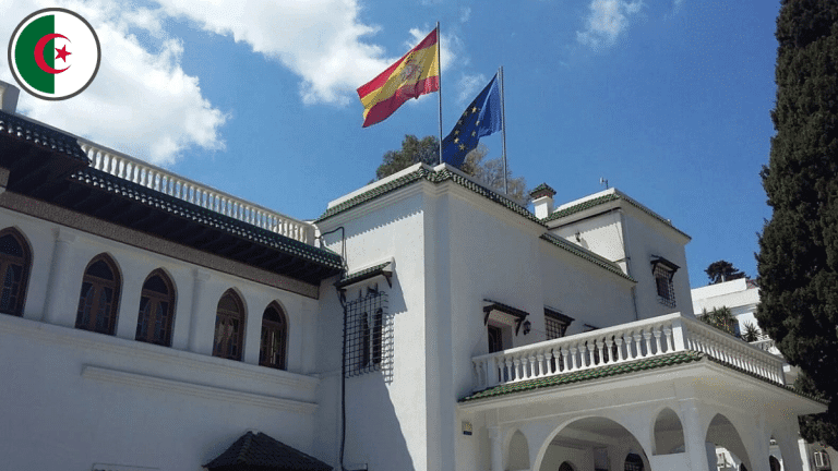 La mesure d'attribution de rendez-vous de demande du visa Schengen pour l'Espagne suscite de l’incompréhension et provoque la pagaille devant la représentation consulaire à Alger