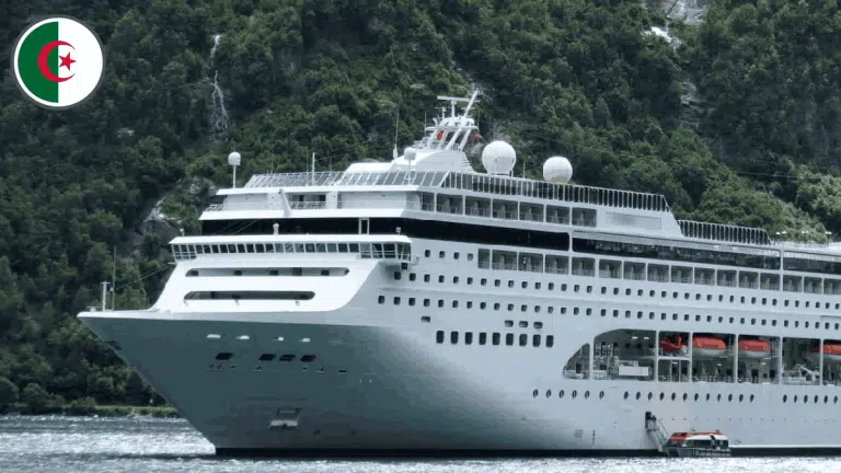 Ferries vers l’Algérie : les véhicules de plus de 7 places autorisés ou interdits cet été ?