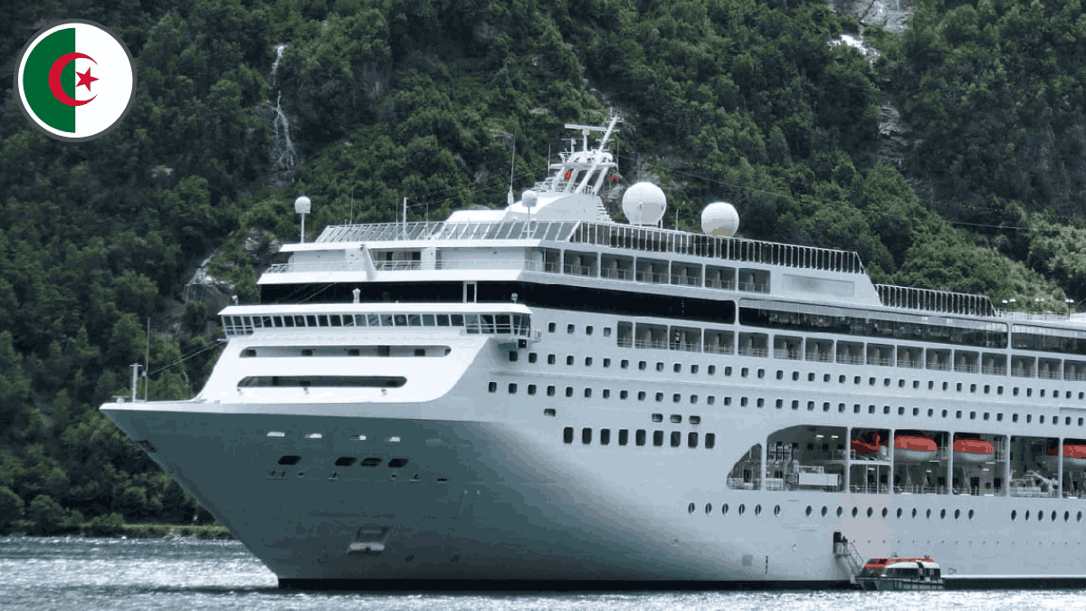 Ferries vers l’Algérie : les véhicules de plus de 7 places autorisés ou interdits cet été ?