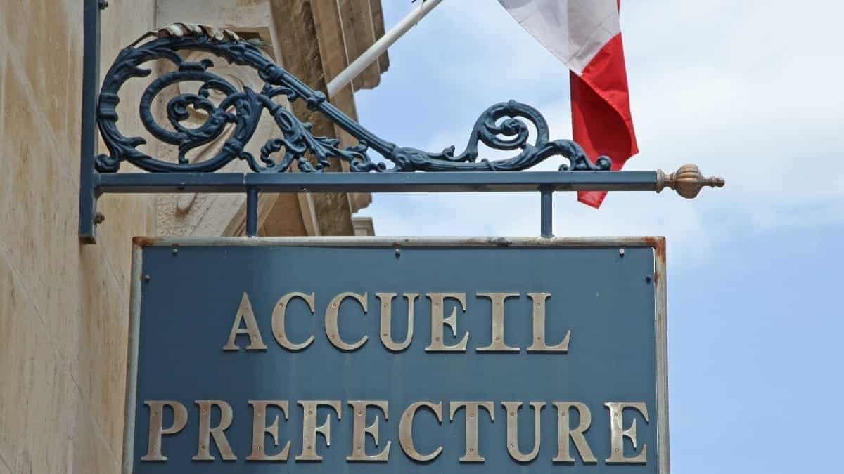 Titre de séjour : les conseils d’une préfecture pour un traitement rapide