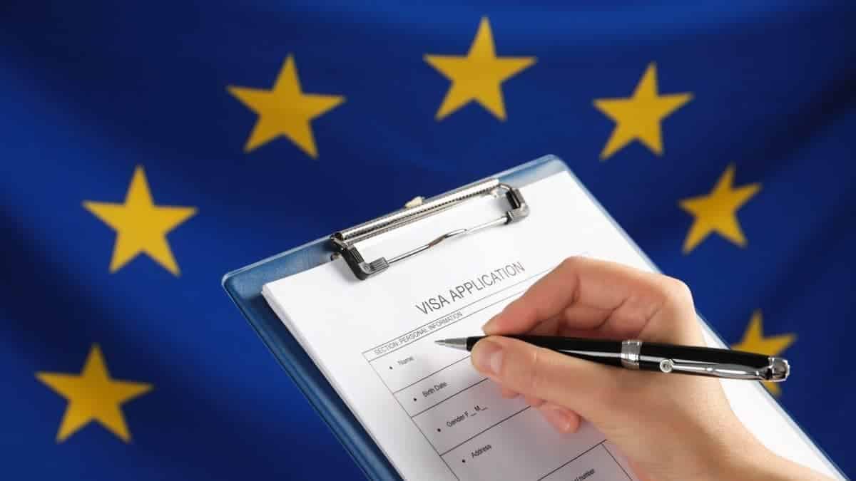 Visa France en Algérie : un service d’aide au remplissage du formulaire pour éviter les erreurs