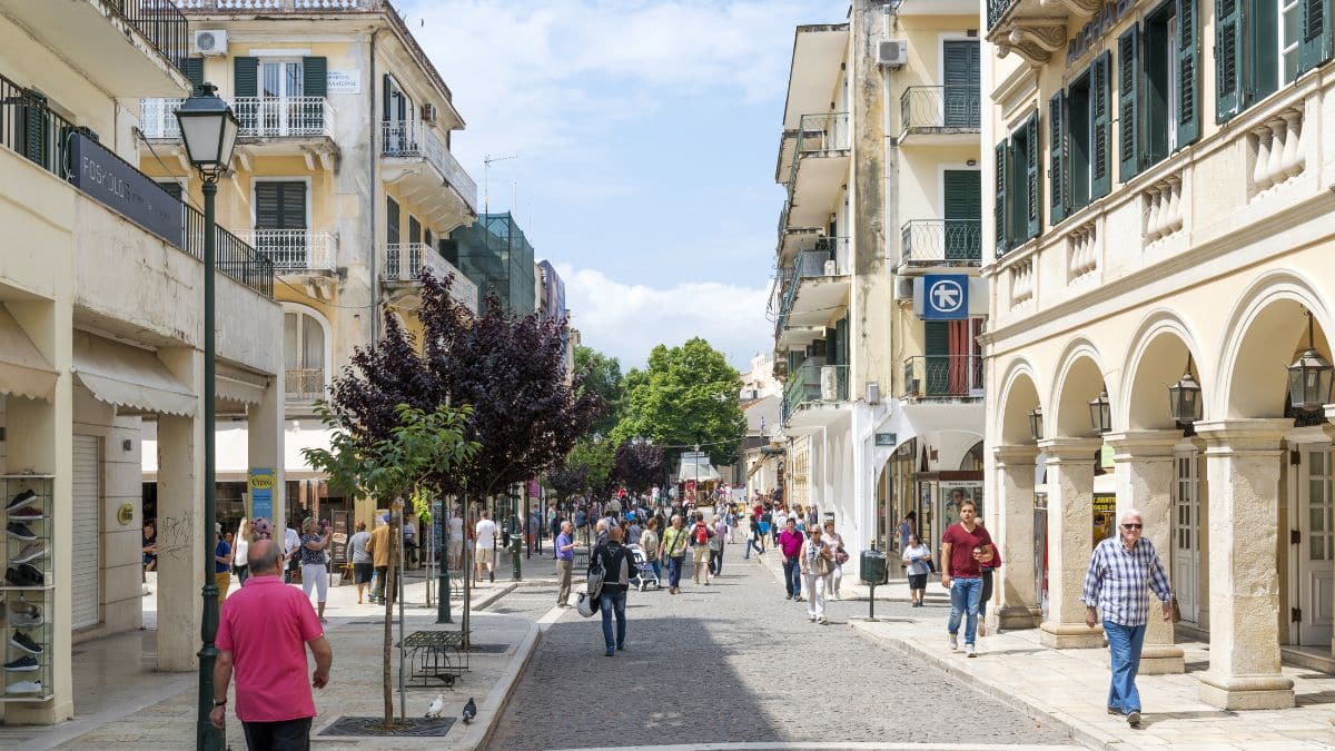 Un titre de séjour contre un investissement immobilier : ce pays Schengen maintient son Golden Visa