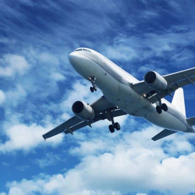 Été 2026 : les prix des billets d’avion France – Algérie flambent déjà, les dates à éviter